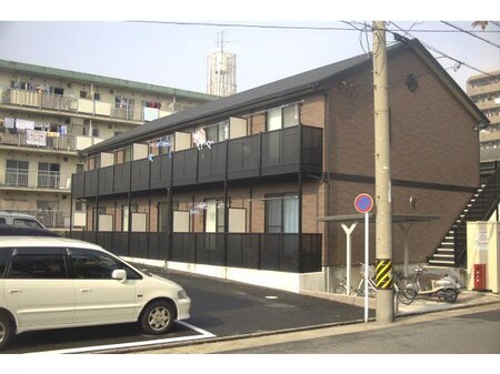 アンプルール ブワ ステラ外観写真