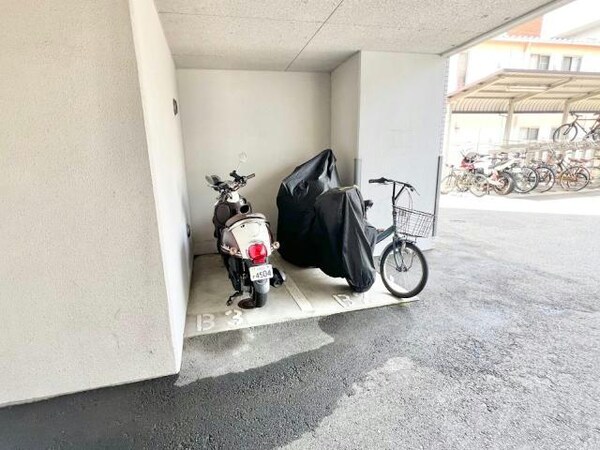 駐輪場