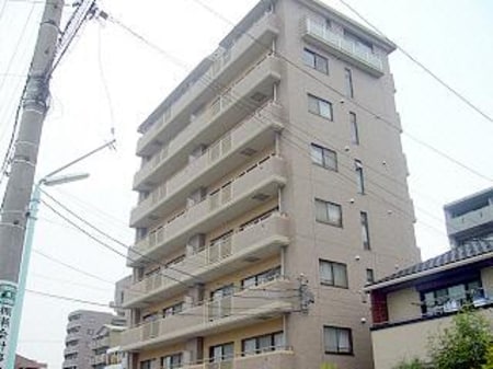 コンフォート高畑外観写真