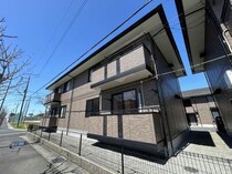 ブラゾーネ B棟の外観写真