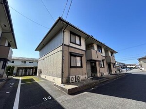 ロードキャッスル　A棟外観写真