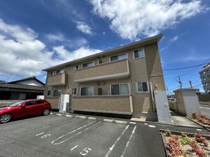 アールグレイ　B棟外観写真