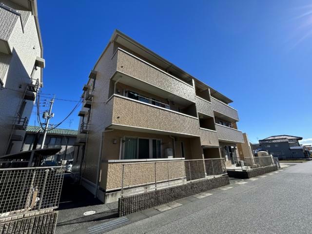 リビングタウン両三柳　A棟