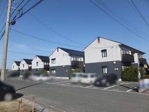 カーサイベリアル　E棟外観写真