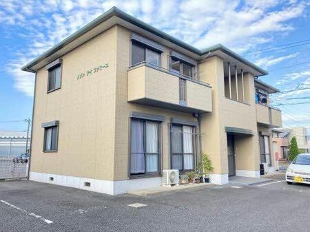 メゾン　アイ　ファミーユA棟外観写真