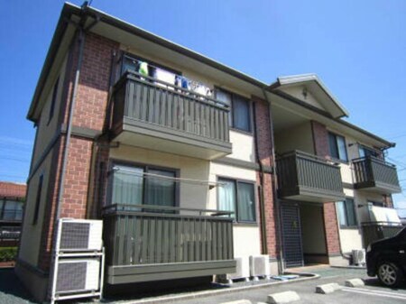 グリーンスクエアA棟外観写真