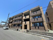 マンマミーヤ　A棟の外観写真