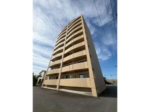 プレゼンス外観写真