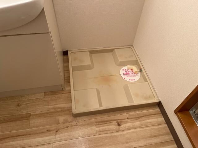 物件内観写真22　(洗濯機置場)