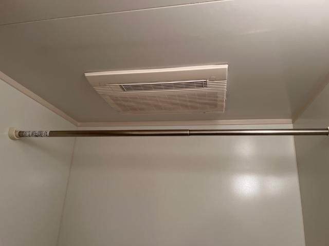 物件内観写真23　(浴室乾燥機)