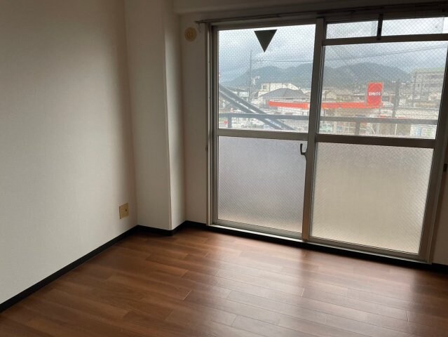 物件内観写真8　(現況優先)