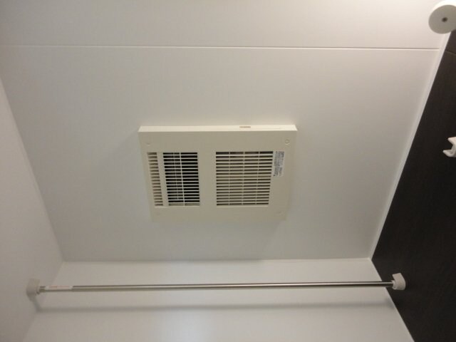 物件内観写真5　(洗髪洗面化粧台)