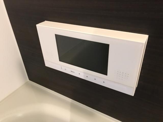 物件内観写真6　(浴室テレビ)