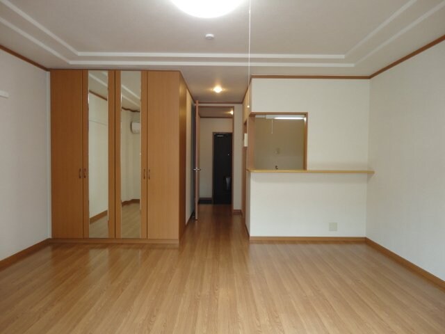 物件内観写真3　(洋室（イメージ）)