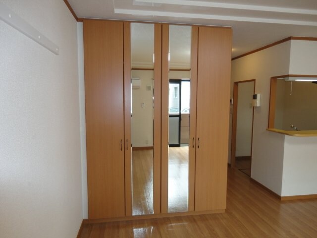 物件内観写真4　(収納（イメージ）)