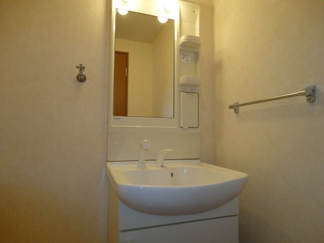 物件内観写真8　(洗面化粧台（イメージ）)