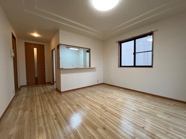 物件内観写真8　(リビング)