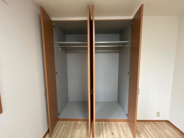 物件内観写真12　(クローゼット)
