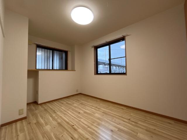 物件内観写真21　(洋室)