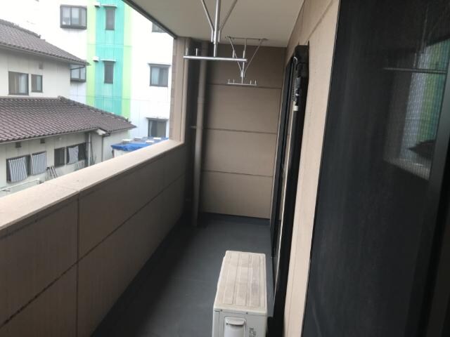 物件内観写真27　(ベランダ)