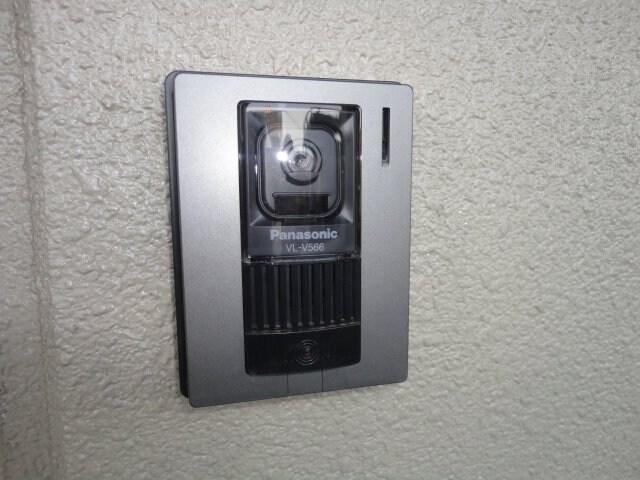 物件内観写真13　(カメラ付インターホン)