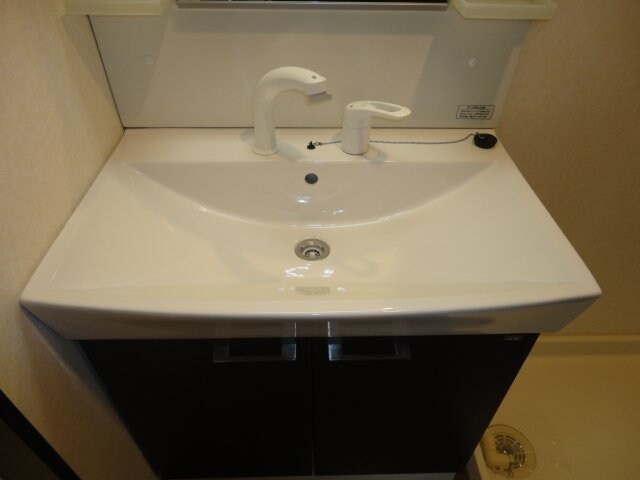 物件内観写真18　(洗面化粧台（イメージ）)