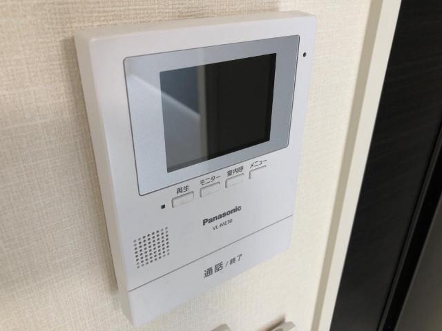物件内観写真22　(カメラ付インターホン)