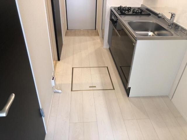 物件内観写真26　(床下収納)