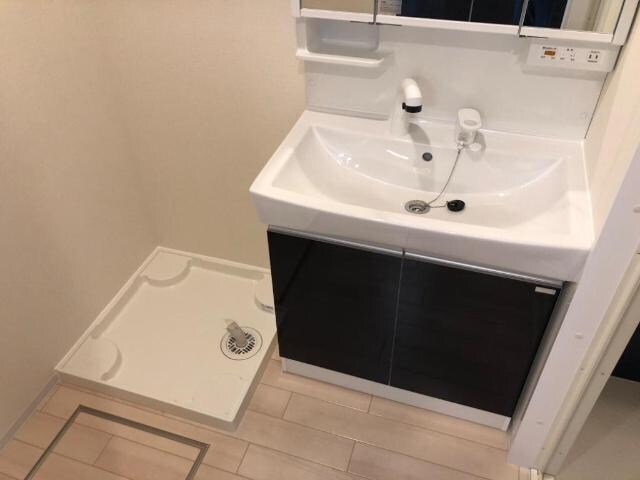 物件内観写真28　(洗面)