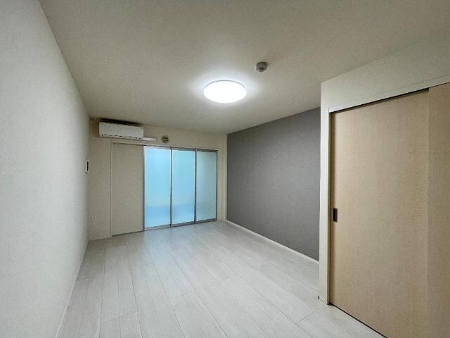 物件内観写真10　(洋室)