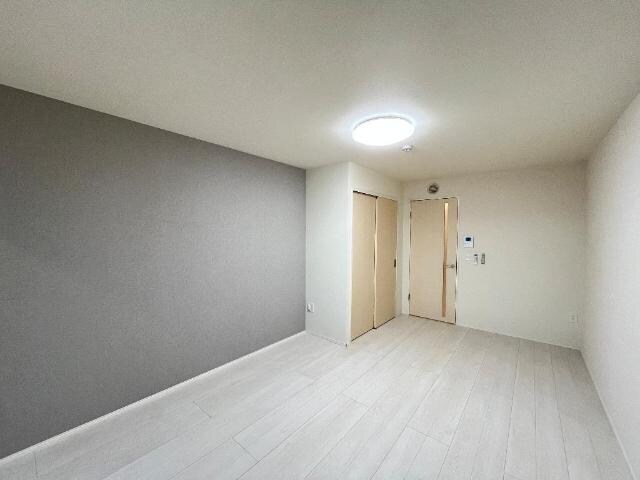 物件内観写真11　(洋室)