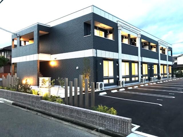 物件外観写真3　(外観写真（昼）)