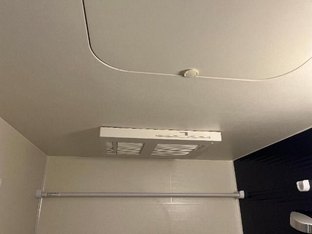 物件内観写真17　(浴室乾燥機)