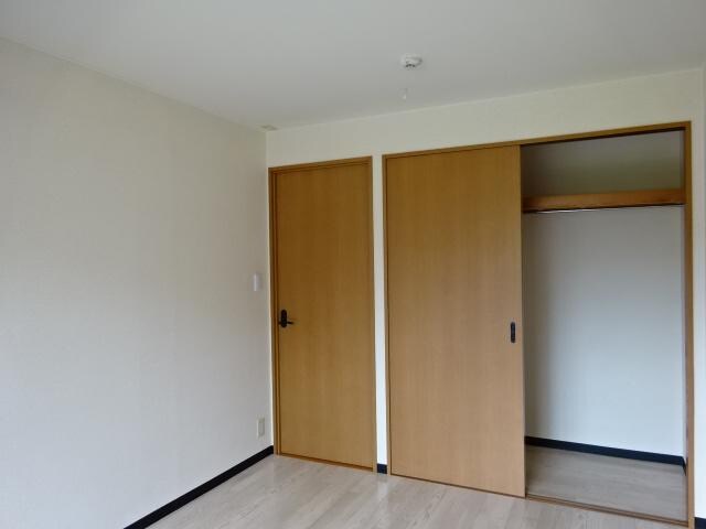 物件内観写真15　(クローゼット(6.0帖洋室))