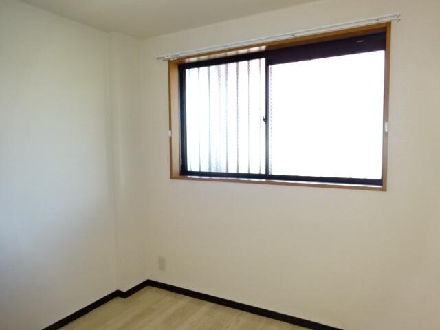 物件内観写真16　(洋室(4.5帖))