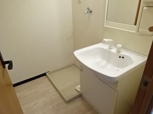 物件内観写真19　(脱衣所)