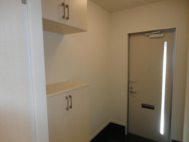 物件内観写真26　(下駄箱)