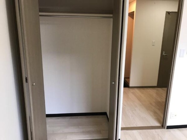 収納(クローゼット)