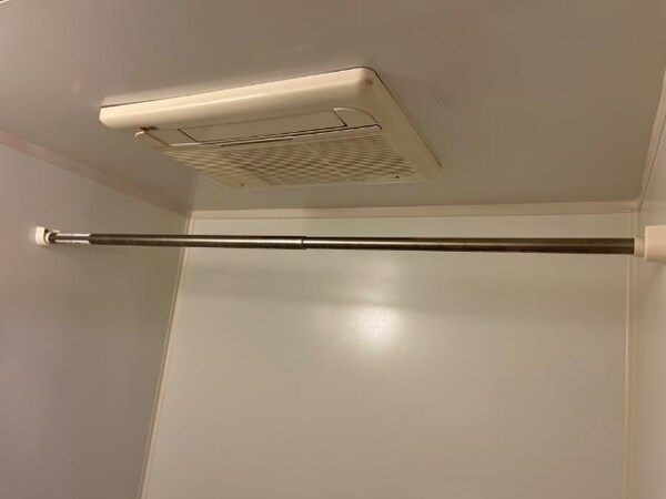 建物設備(暖房付浴室換気扇)