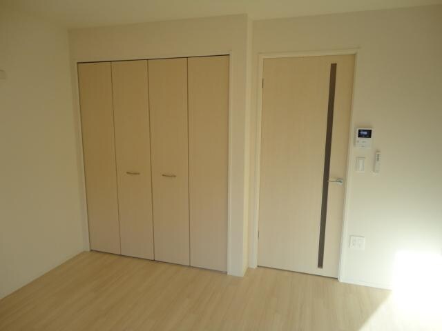 物件内観写真4　(収納)