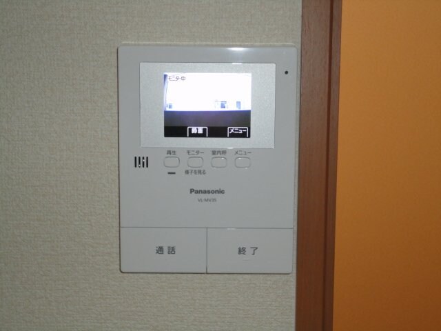 物件内観写真12　(カメラ付インターホン)
