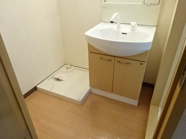 物件内観写真18　(脱衣所)