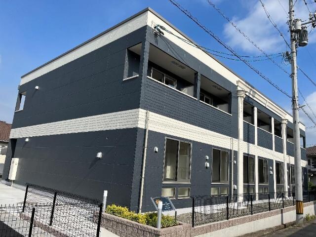 物件外観写真2　(外観写真（昼）)