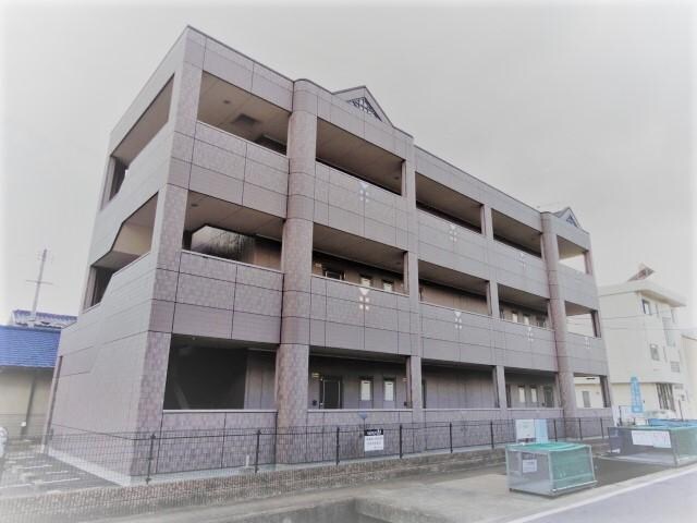 物件外観写真3　(外観写真（昼）)