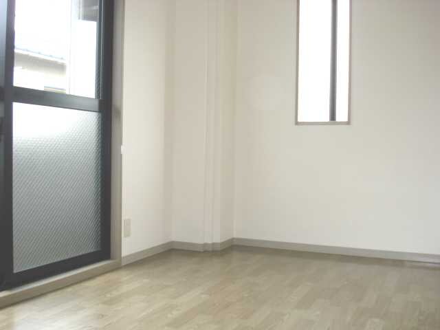 物件内観写真24　(洋室)