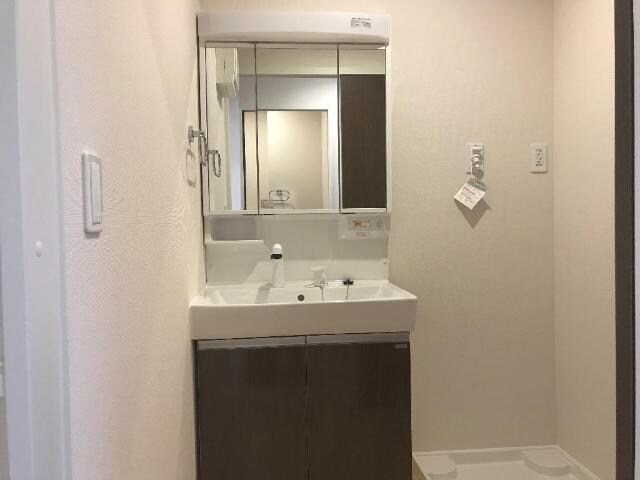 物件内観写真20　(洗髪洗面化粧台)