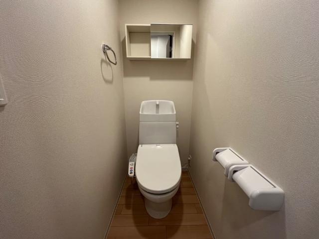 物件内観写真15　(シャワー付トイレ（イメージ）)