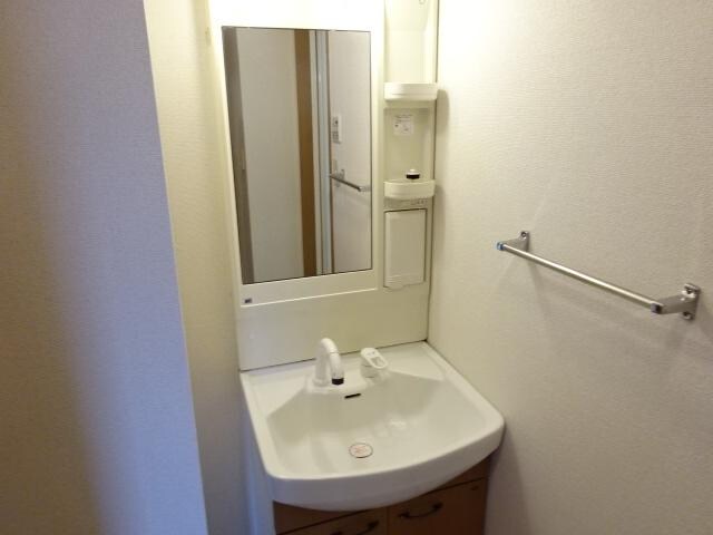 物件内観写真15　(洗髪洗面化粧台)