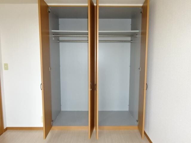 物件内観写真23　(クローゼット(6.1帖洋室))
