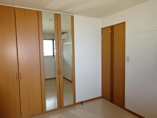 物件内観写真24　(洋室(5.6帖))